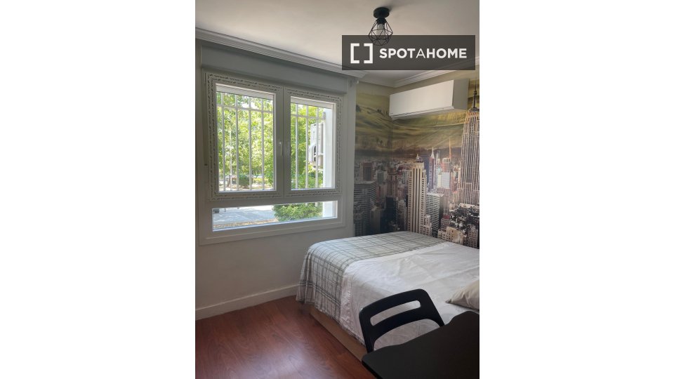 Double room Madrid, 3 beds — photo 36