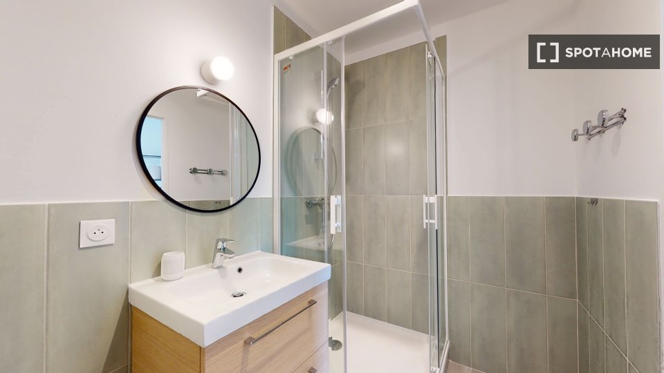 Double room Paris, 13 beds — photo 18