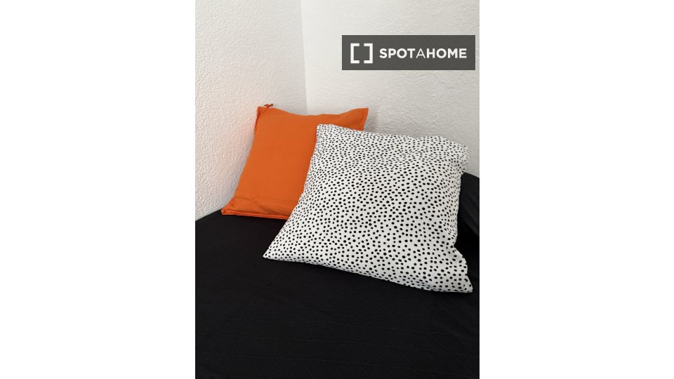 Double room Malaga, 5 beds, 140m² — photo 11