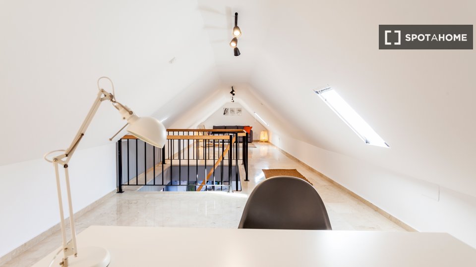 Apartment Valencia, 1 bed, 125m² — photo 11