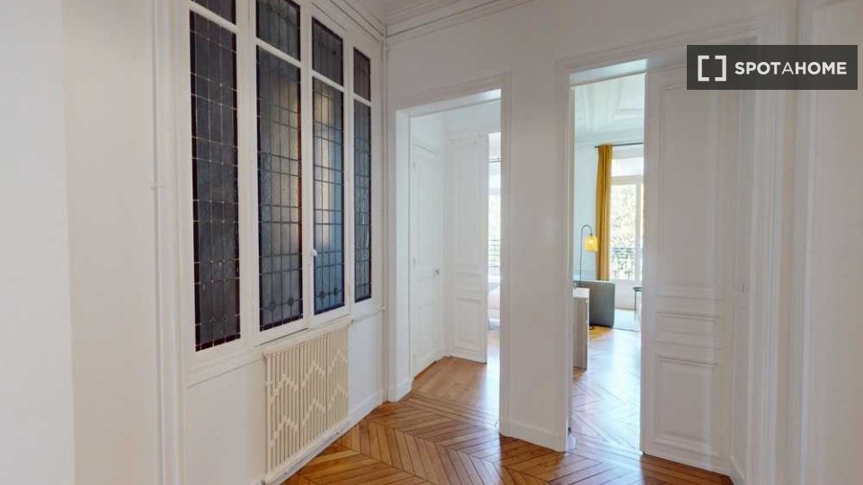 Double room Paris, 9 beds, 250m² — photo 17