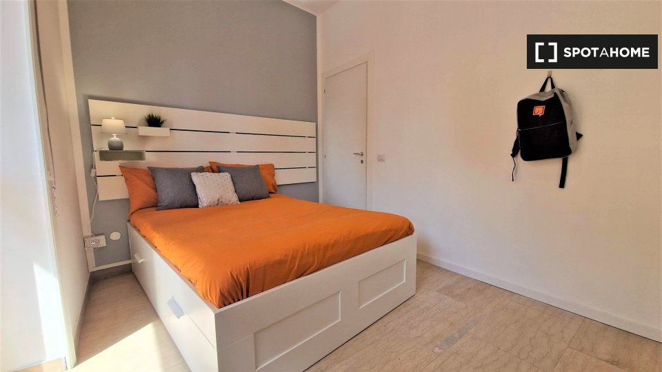 Double room Rome, 6 beds — photo 14
