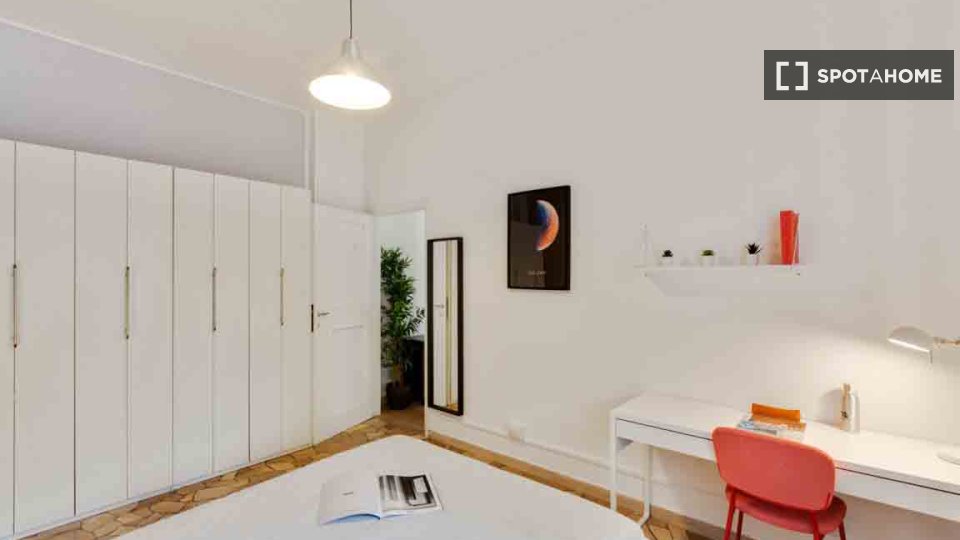 Double room Milan, 2 beds, 50m² — photo 2