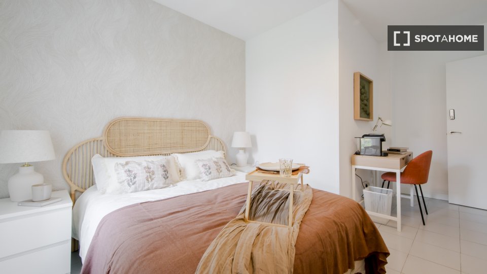 Double room Madrid, 5 beds — photo 37