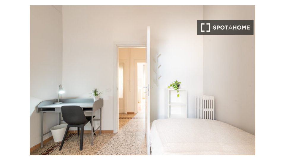 Double room Milan, 5 beds — photo 3
