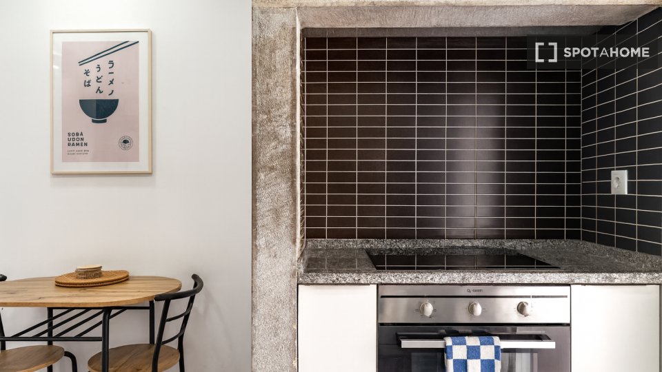 Apartment mono Lisbon, 50m² — photo 3