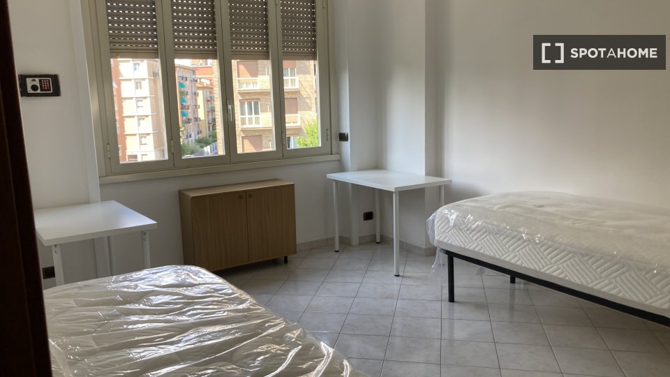 Double room Milan, 2 beds, 80m² — photo 4