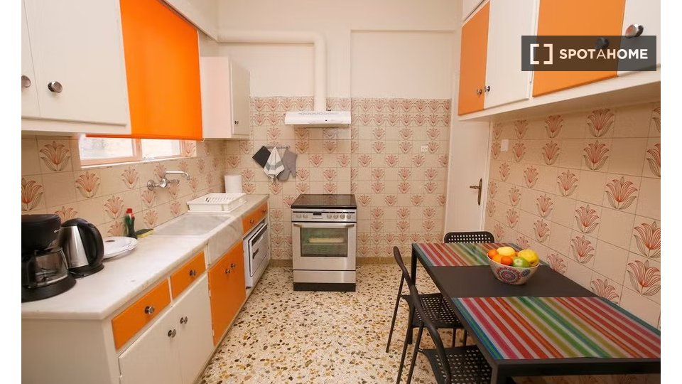 Double room Athens, 3 beds — photo 14