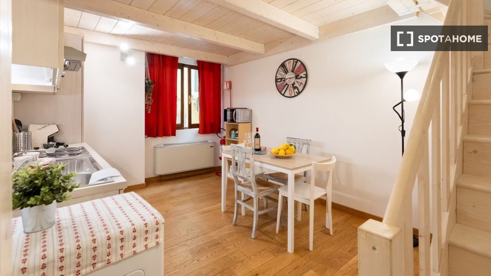 Apartment Florence, 2 beds — photo 11