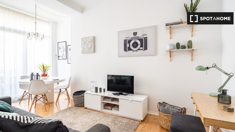 Apartment Lisbon, 2 beds — photo 2