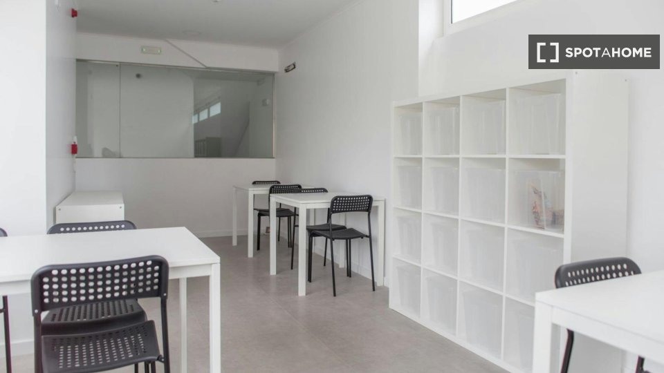 Double room Porto, 14 beds — photo 1