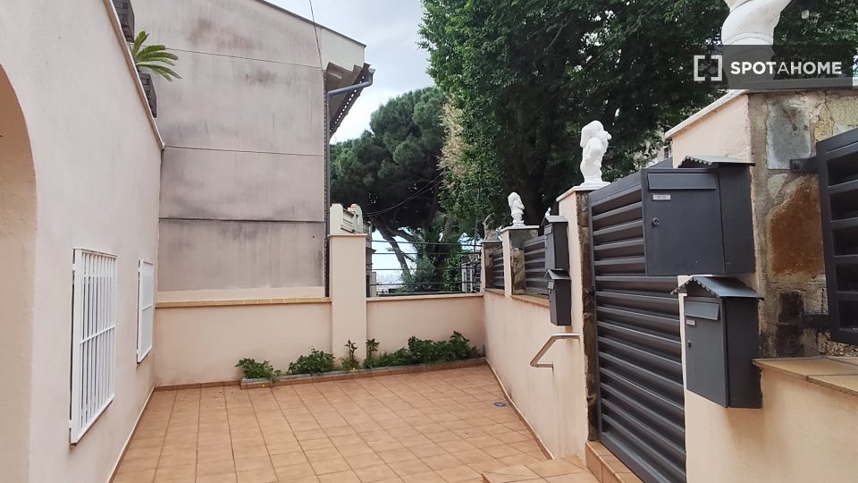 Apartment Barcelona, 2 beds, 95m² — photo 10