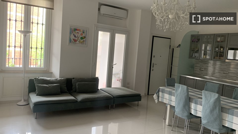Double room Milan, 2 beds, 100m² — photo 4