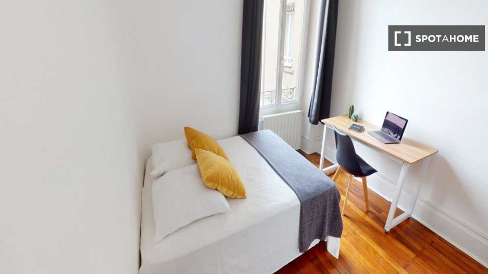 Camera doppia Lione, 3 camere, 80m² — foto 2