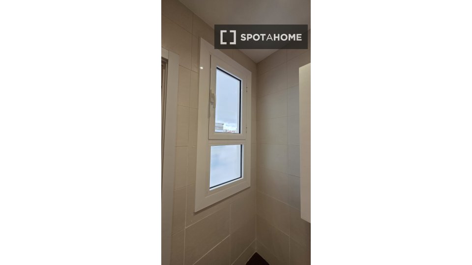 Apartment Barcelona, 1 bed, 34m² — photo 6