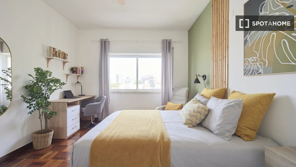 Double room Lisbon, 7 beds — photo 12