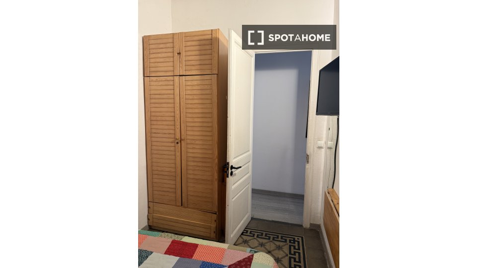 Double room Barcelona, 4 beds, 70m² — photo 6