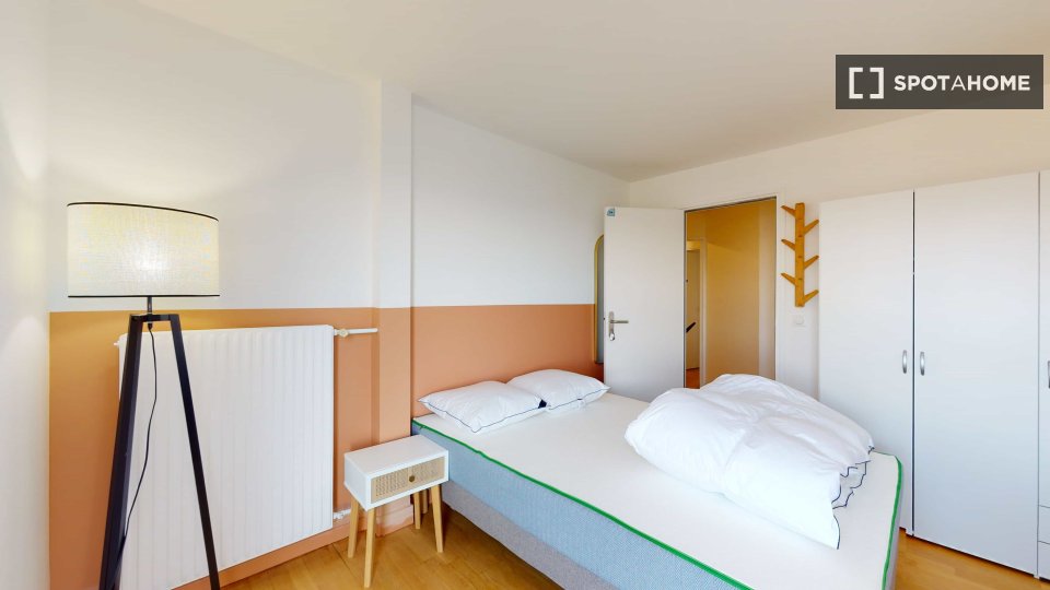 Double room Paris, 12 beds — photo 12