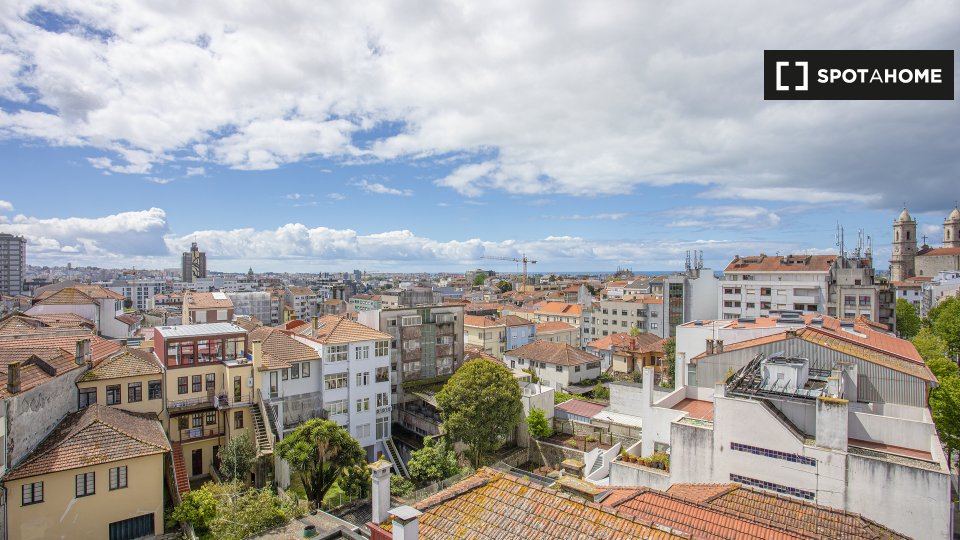 Apartment Porto, 3 beds, 100m² — photo 13