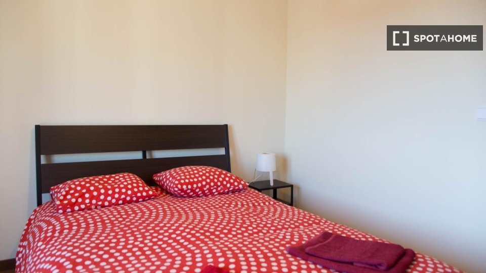 Double room Porto, 5 beds, 100m² — photo 19