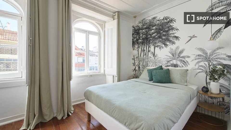 Double room Lisbon, 13 beds — photo 1