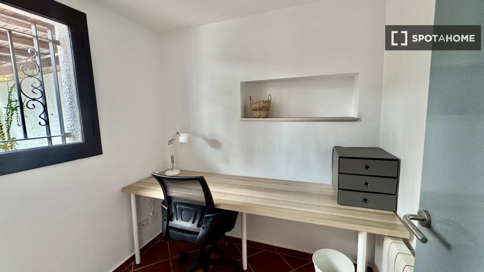Apartment Barcelona, 5 beds, 200m² — photo 6