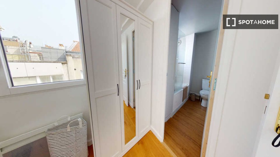 Double room Paris, 6 beds, 110m² — photo 6