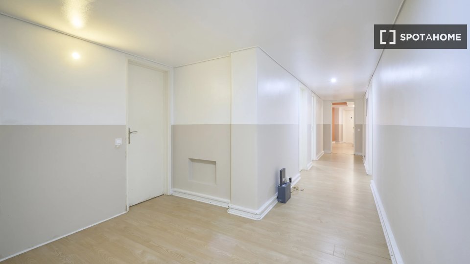 Double room Lisbon, 10 beds — photo 18
