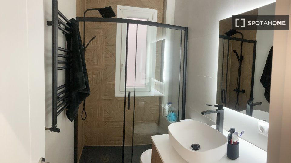 Apartment Madrid, 2 beds, 67m² — photo 9