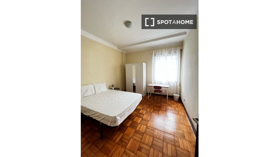 Double room Porto, 5 beds — photo 14