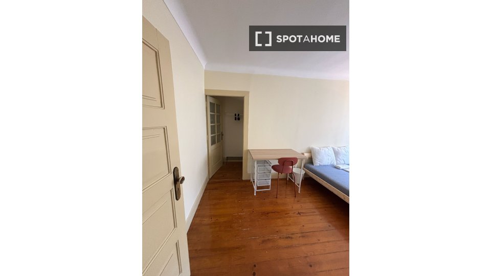 Double room Porto, 2 beds — photo 16