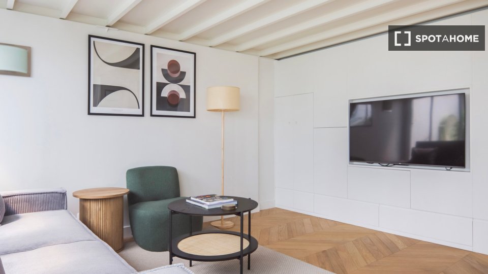 Apartment Paris, 2 beds, 67m² — photo 11