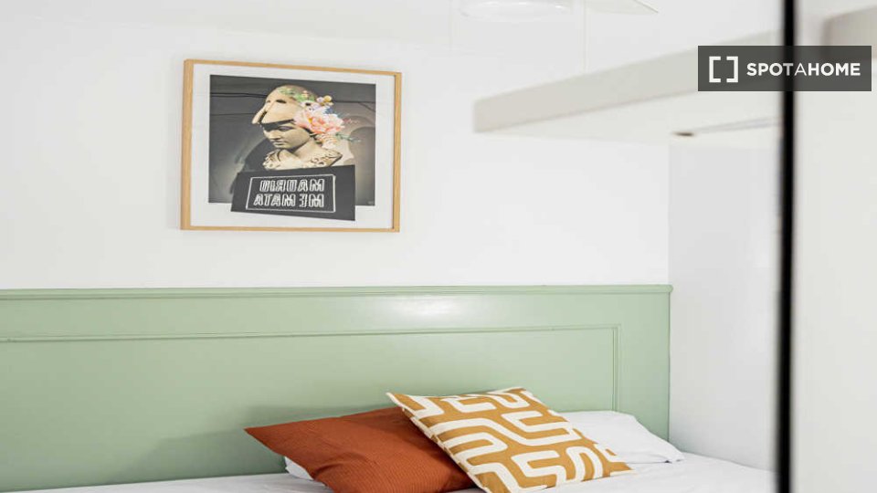 Double room Madrid, 67 beds — photo 79