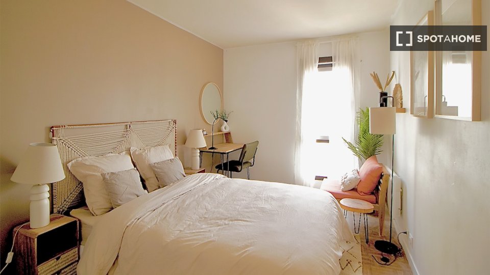 Double room Paris, 5 beds — photo 1