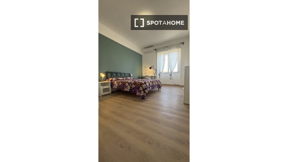 Double room Rome, 3 beds, 100m² — photo 22