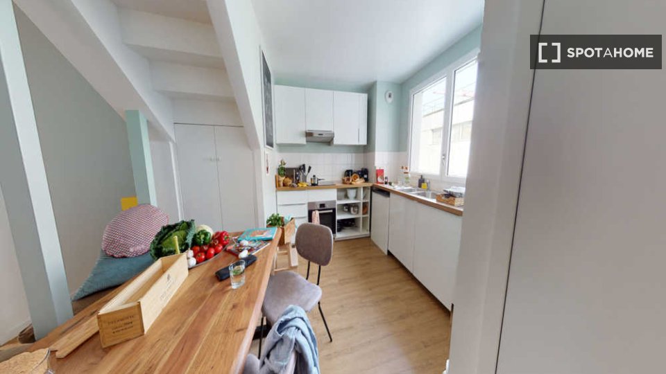 Double room Paris, 6 beds, 110m² — photo 9