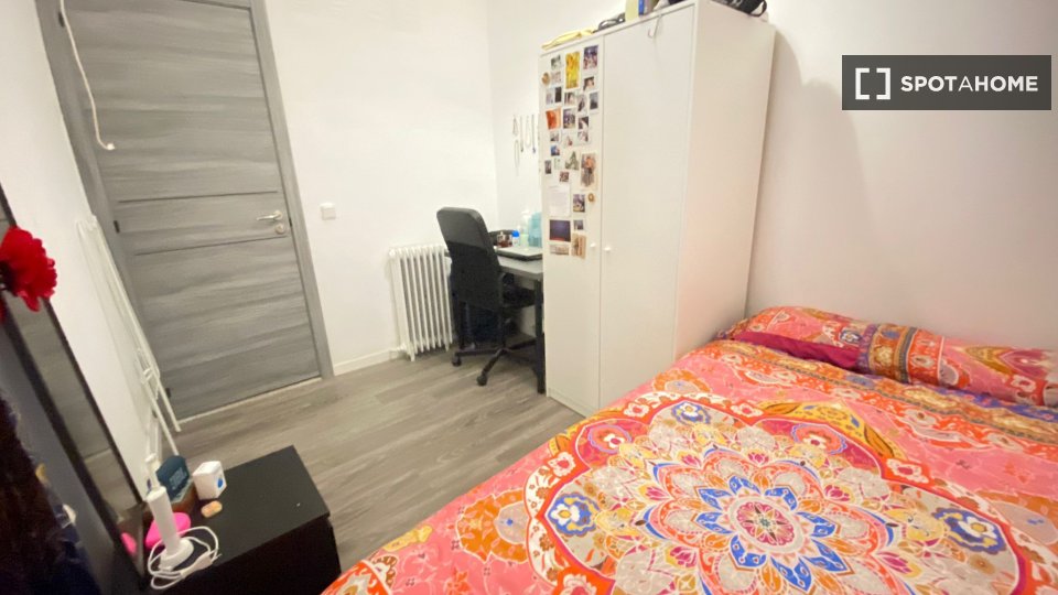 Double room Madrid, 10 beds — photo 2
