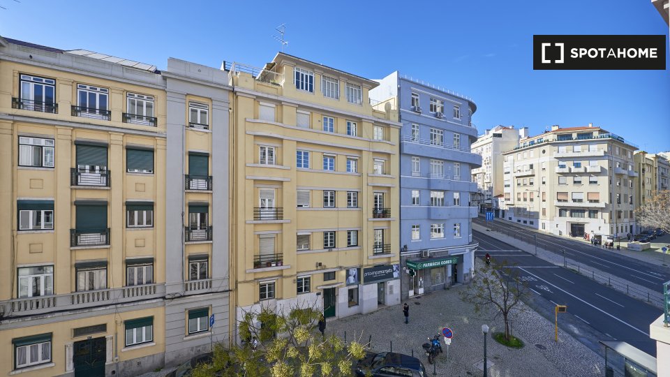 Double room Lisbon, 13 beds — photo 5