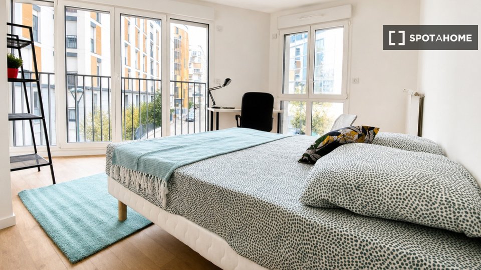 Chambre double Paris, 4 chambres — photo 38