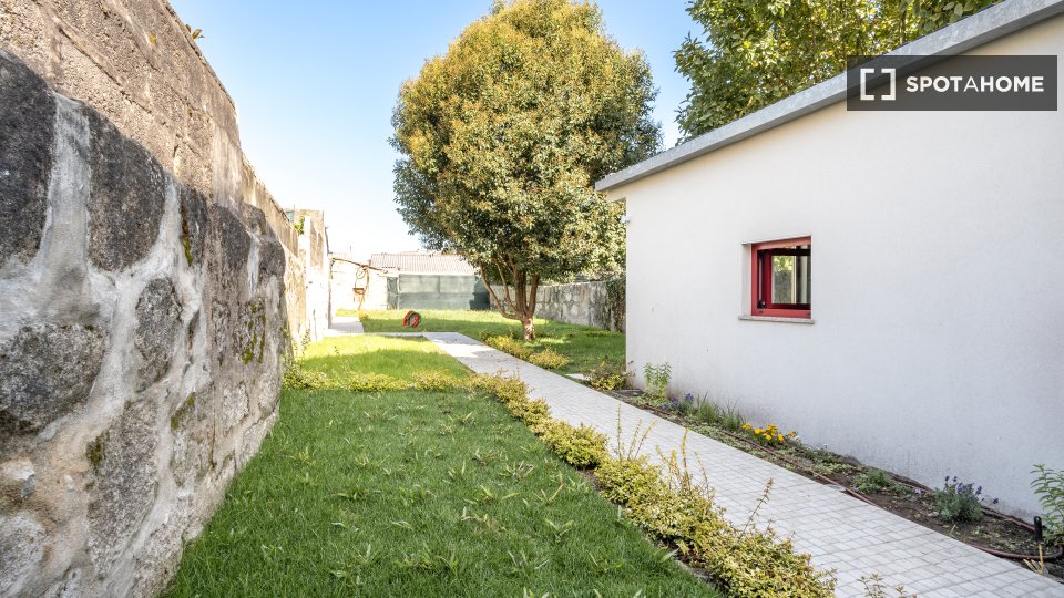 Double room Porto, 2 beds — photo 16