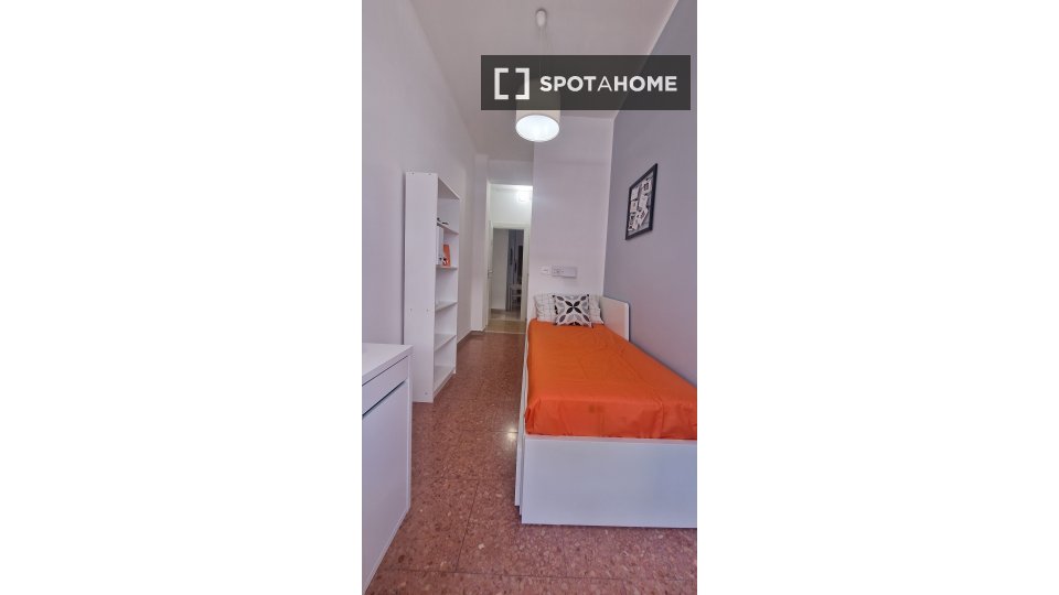 Double room Rome, 6 beds — photo 60
