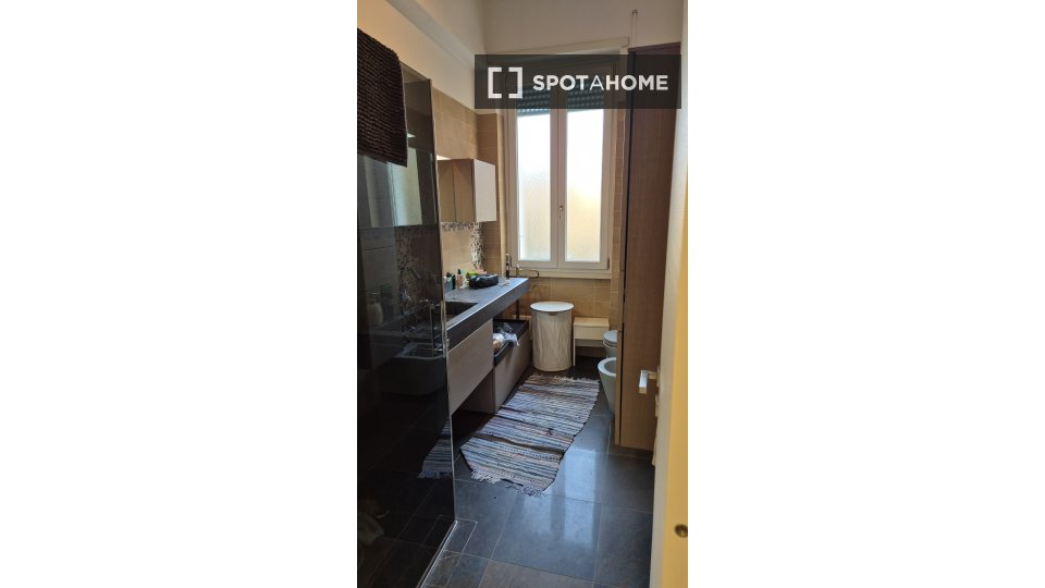 Double room Rome, 4 beds, 180m² — photo 4