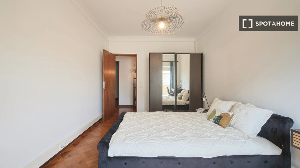Double room Lisbon, 6 beds — photo 3