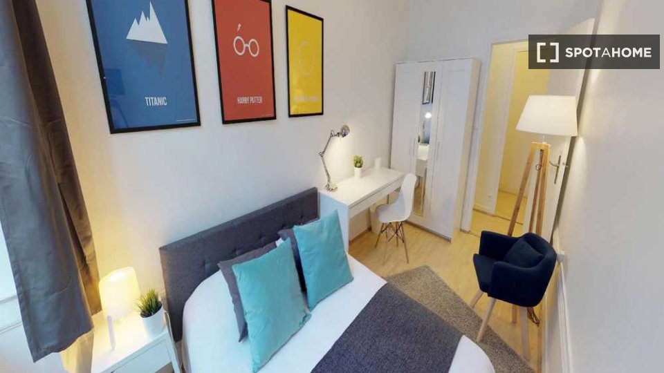 Double room Lyon, 4 beds, 80m² — photo 14