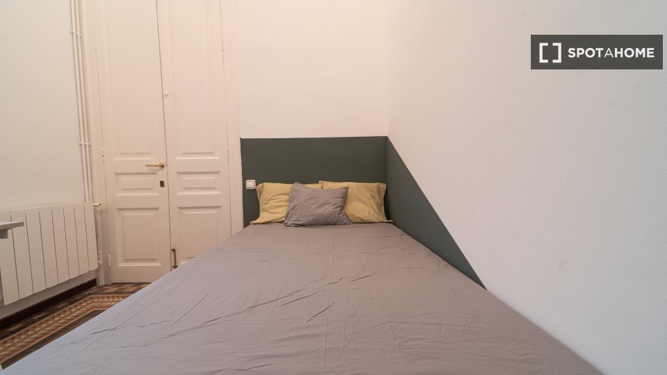 Double room Barcelona, 8 beds, 190m² — photo 14