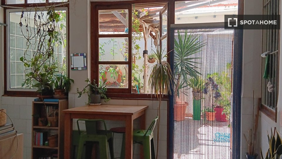 Apartment Valencia, 2 beds, 92m² — photo 1