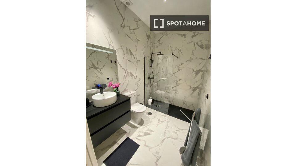 Apartment Valencia, 2 beds, 60m² — photo 7