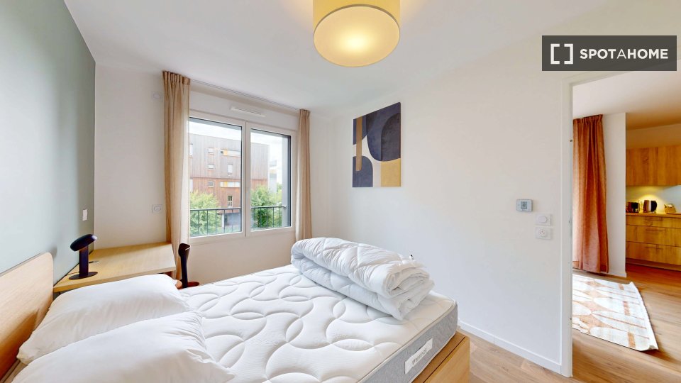 Double room Paris, 2 beds — photo 16