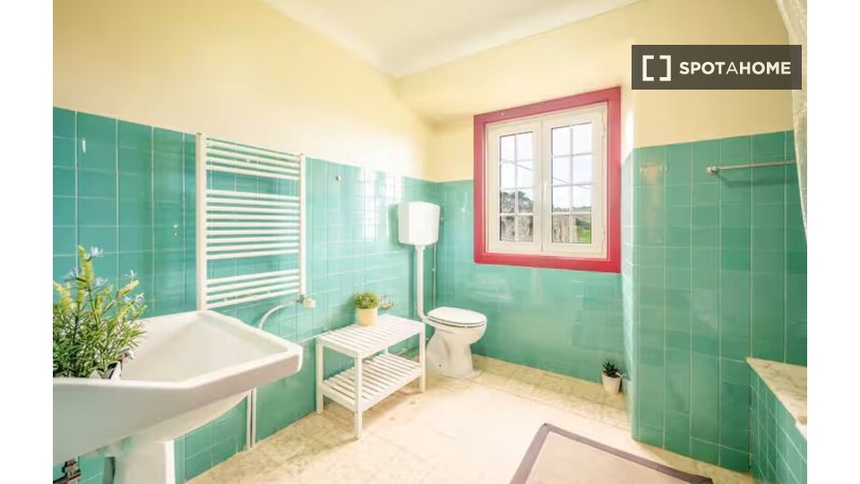 Apartment Lisbon, 5 beds — photo 1