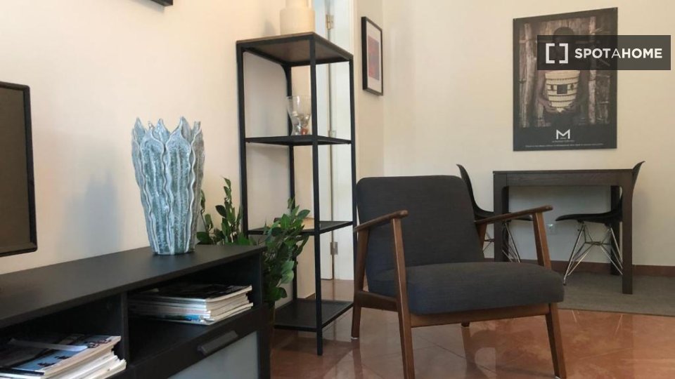 Apartment Lisbon, 1 bed — photo 2